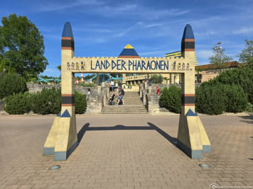 Theme world Land of the Pharaohs