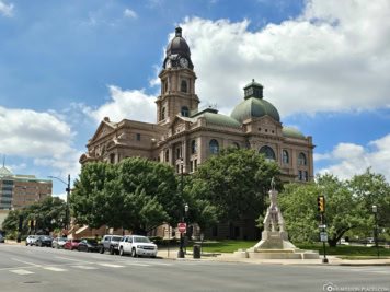 Tarrant County Courthouse