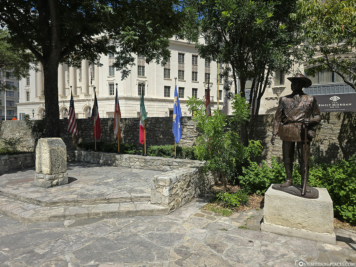 Mission San Antonio de Valero (The Alamo)