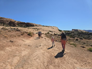 Delicate Arch Trail