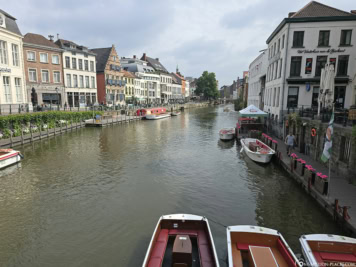 View from the Vleeshuisbrug