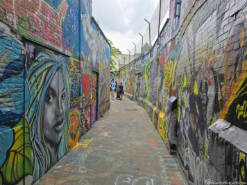 Graffiti alley