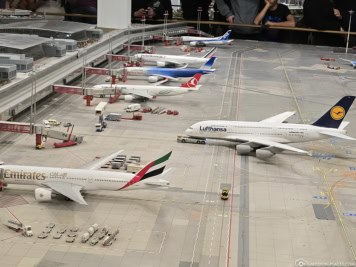 Knuffingen Airport