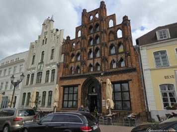 Old Swede" town house from 1380