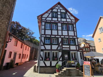 Pension En de Höll
